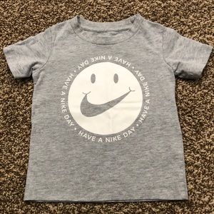 Nike T-shirt